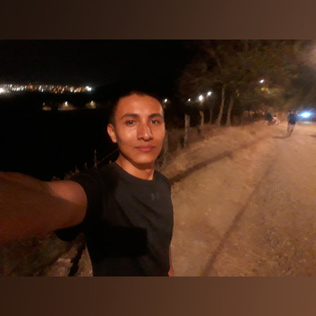 santiago monta o star exclusive photo