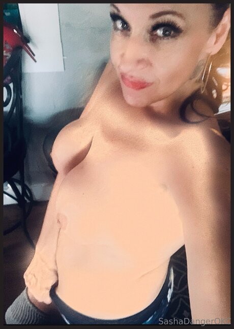 Sasha Danger OKC pornstar top photo