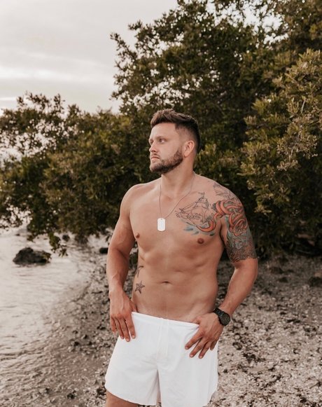 _guy nextdoor_ pornstar free photos