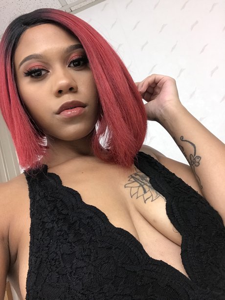 Pebbles_ sexy actress galleries