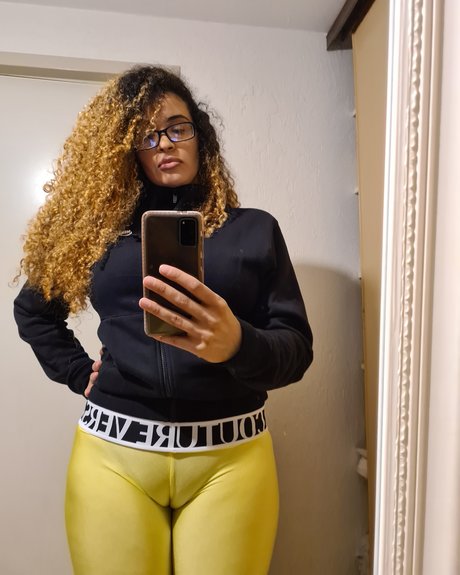 Rubiota83 pornstar art img