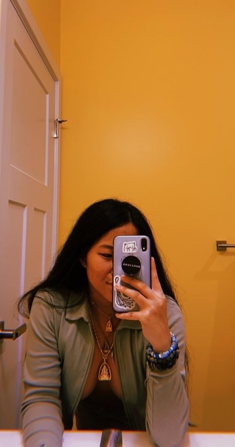 Alona Bloom top pornstar pics