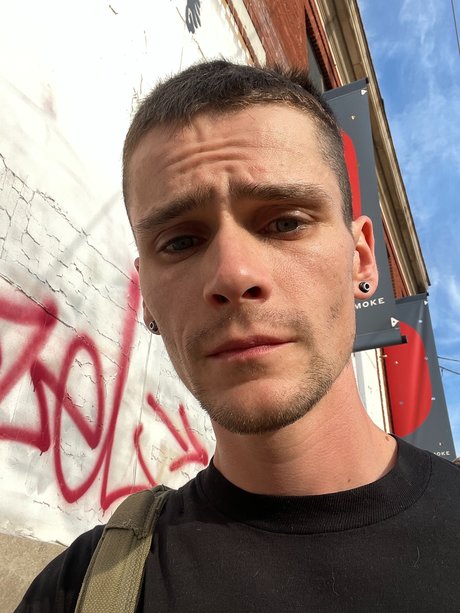 Sam Ryan adult model gallery