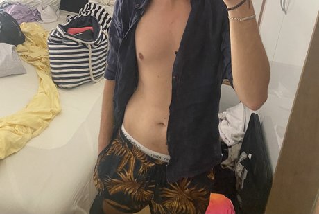 SWEET PERO star beautiful pic