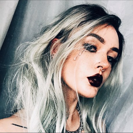 xknifeplay top actress img