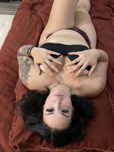 Nirel nude star pictures