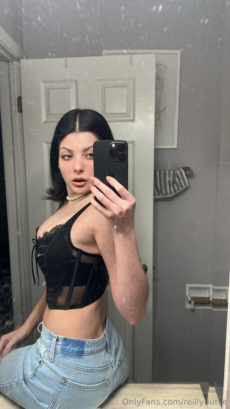 Reilly Burke naked pornstar photos