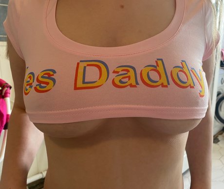 Lucy Lou xx high quality pornstar img