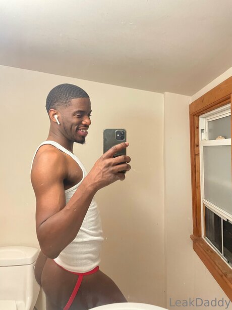 Emperor_ erotic star image