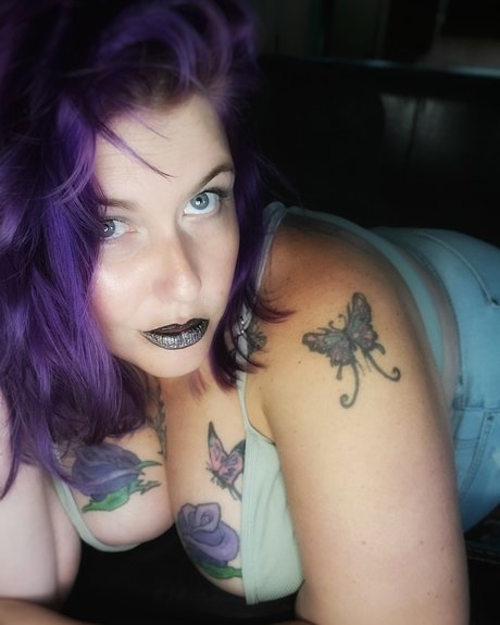 Savannah SugarSkull pornstar adult photos