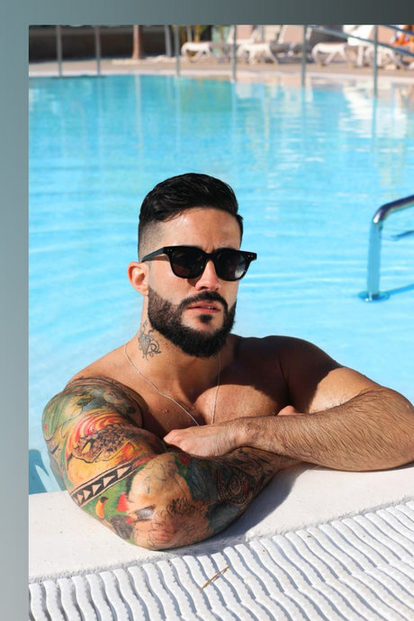 saul model hd star images