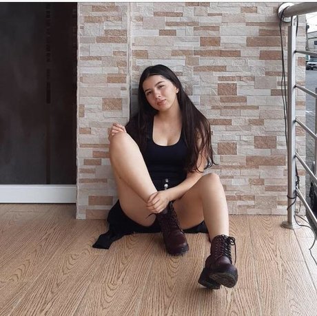 Aylin_ free actress photo