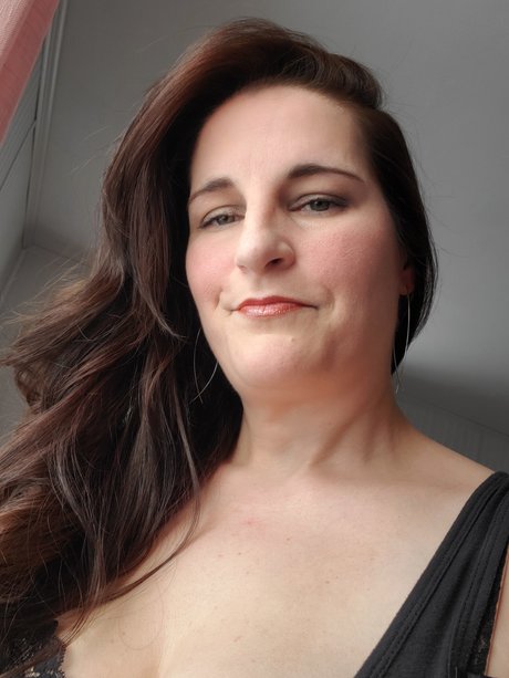 Felon Fatale naked actress images