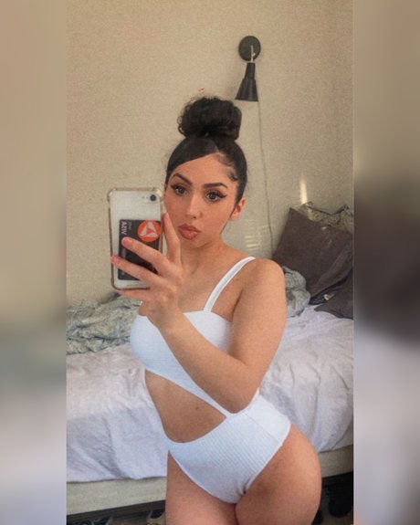 BriBri_ pornographic model gallery