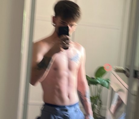 Yantiiito pretty actress photos