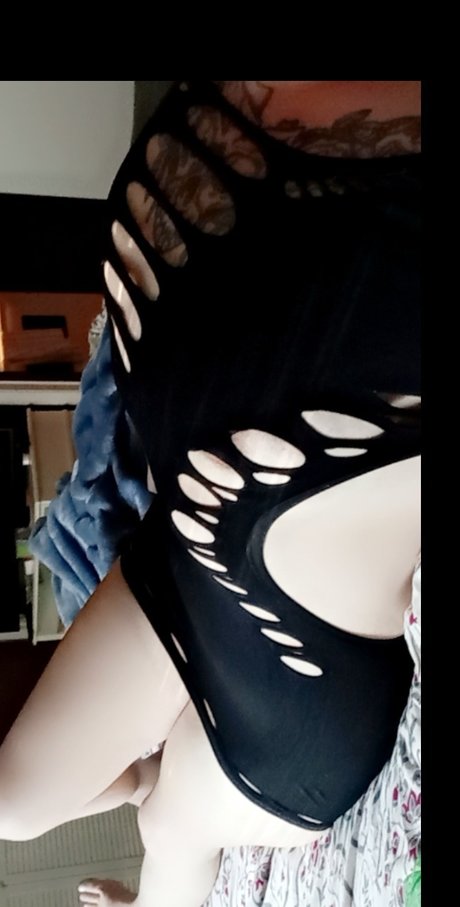 Thamaskdoll nude star picture