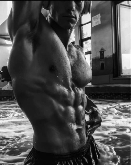 Itallionstallion_ sex star pic