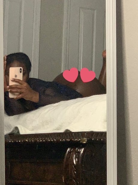 Nalia St sexy model pictures