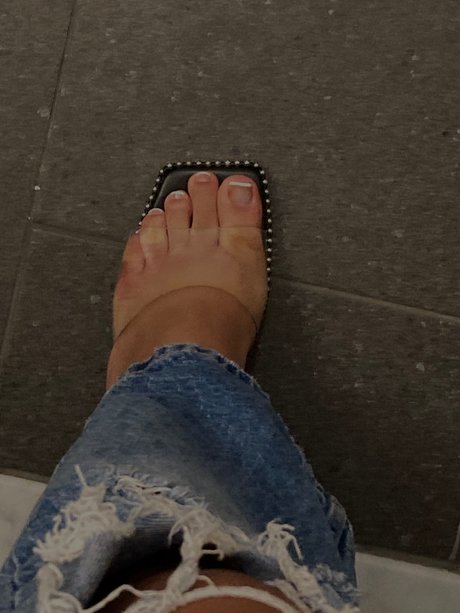 Ten pretty toes pornstar beautiful picture