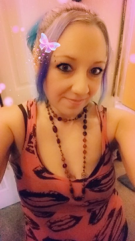 Stephanie Crowe nice star photos