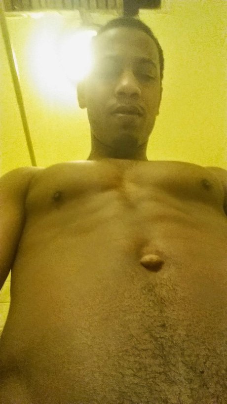 TONE BONE erotic star pic