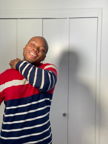 ZaddyLongstrong naked star photo