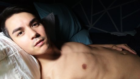 Lean Supreme beautiful model pics