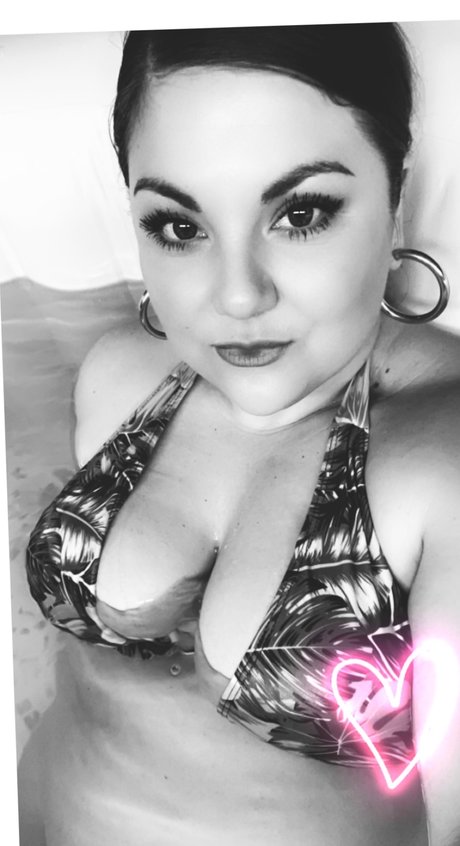 Summer Blake Free model hot images