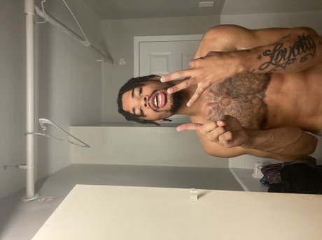 freddyisland art pornstar image