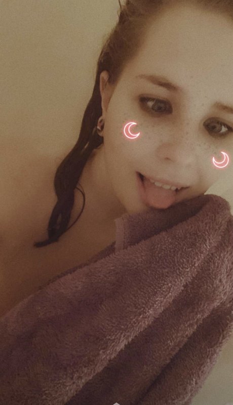 Zimmieboo pretty actress pic