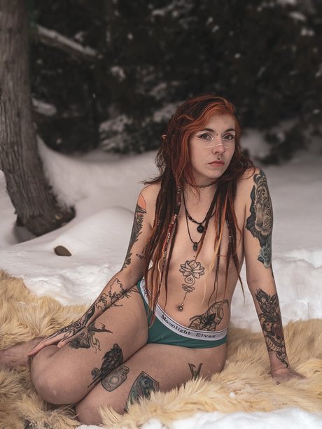 Zeldrey model naked pictures