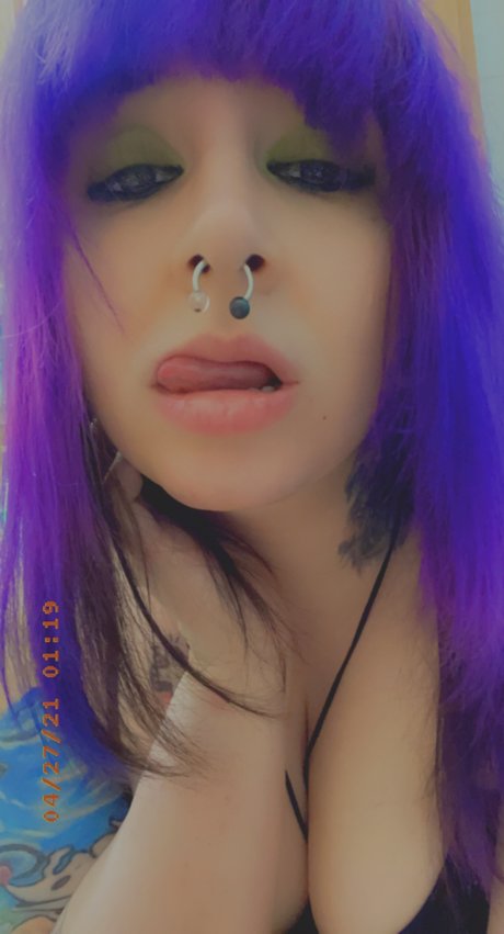 Intoxication Hallucination perfect model pic