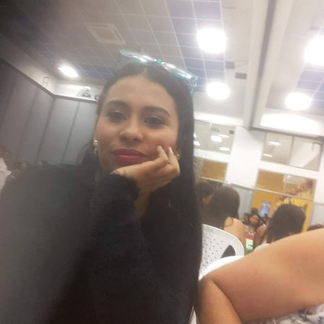 Alanakiss star hot photos