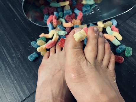 The Sweet Feats nude pornstar img