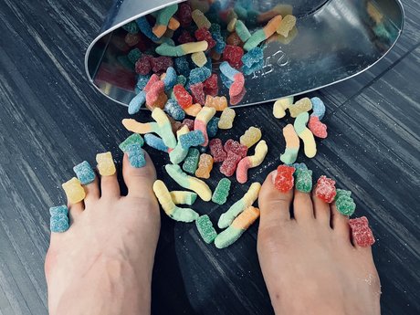 The Sweet Feats pornstar nude images