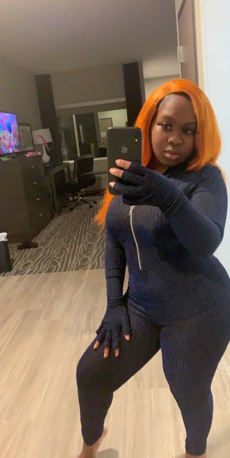 H A V A N A_ naked model pictures