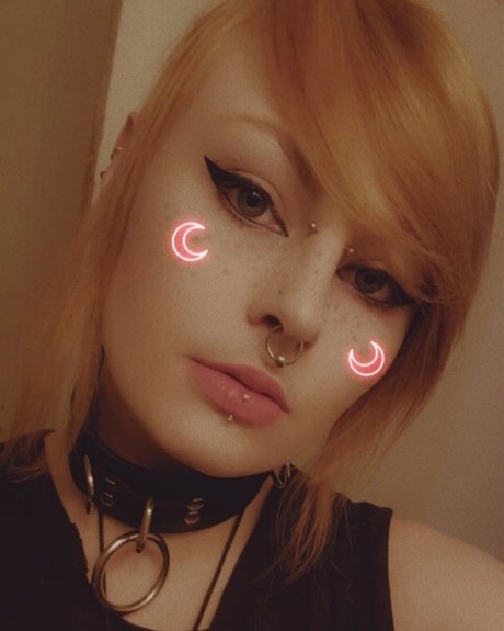 _Necro_ star naked images