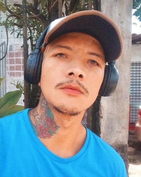 Fin ias Braga pornstar adult pictures