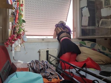 Lisa Flowers model perfect pictures