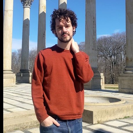 Finley Red model hot archive