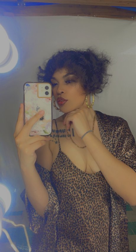 here to make your pockets hurt_ model nice galleries