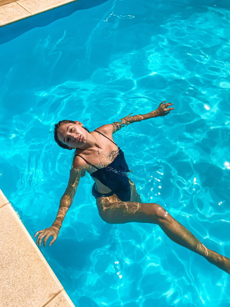 Ilona Korona xxx actress image