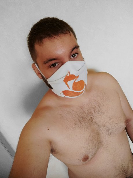 Sambal Akasia model nude pictures