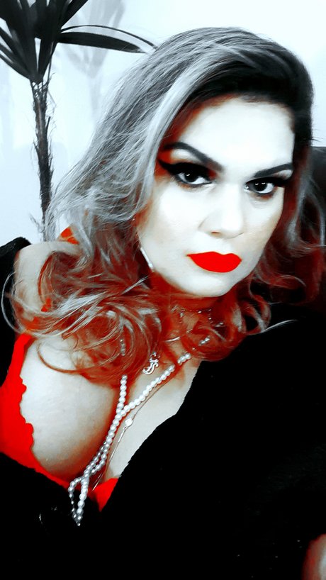 Aline Bertuci high quality model photos