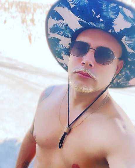 Glay Camacho pornographic model pictures