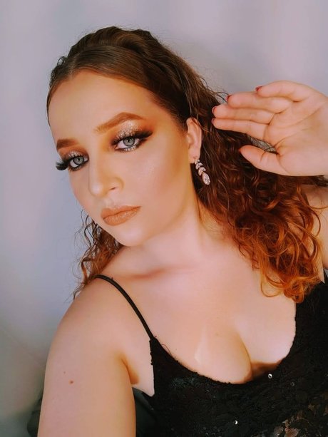 Fernanda Nascimento Beauty sexy actress photo