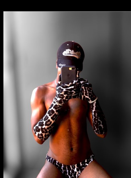 taylorrfenty high quality model galleries