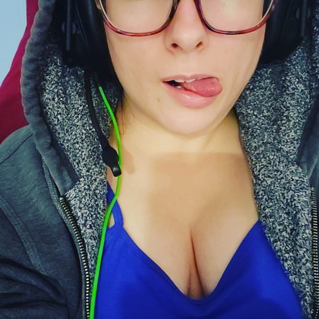 OneAndOnlyMelxo free pretty actress img