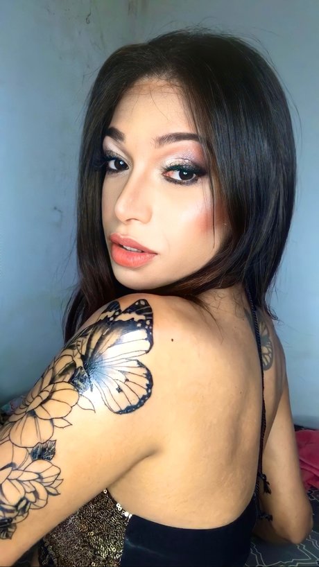 Nicole Pietra pretty actress images