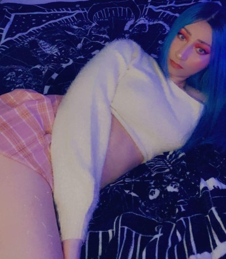 NashiieFeet star naked pic